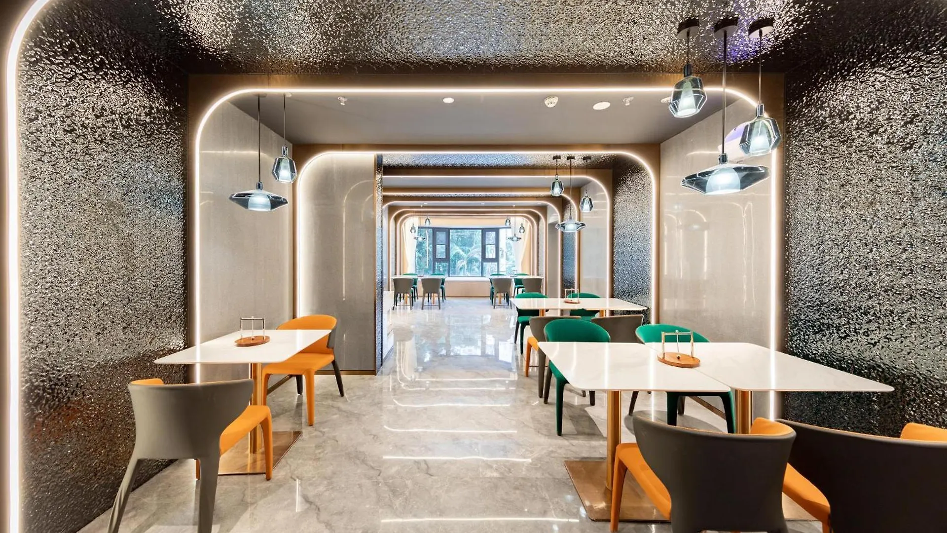 Atour Hotel Zhuhai Wanchai Port Hengqin International Convention And Exhibition Center